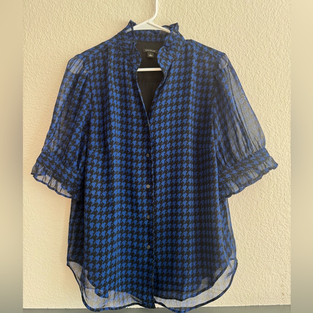 Ann Taylor Blue & Black Houndstooth Sheer Button Front Blouse Large